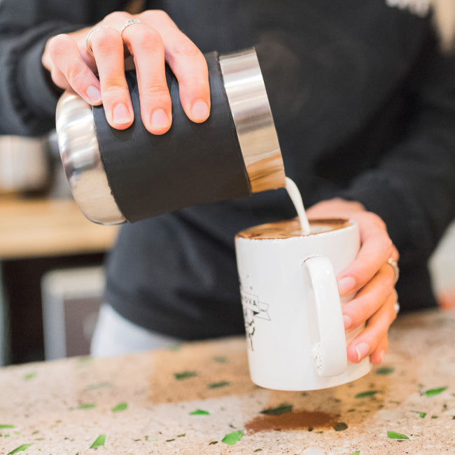 Barista & Co Shorty Professionell Mjölk kanna av Rostfritt stål (600ml) steel