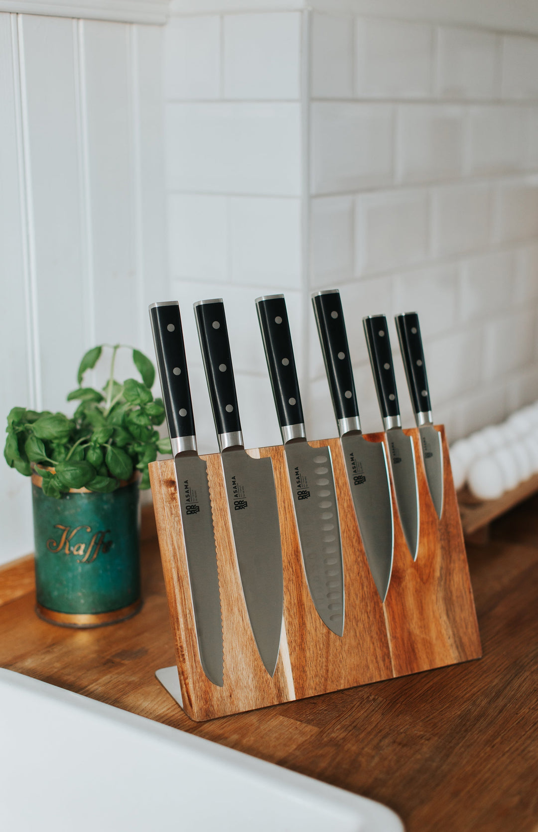 Asama Santoku Kockkniv