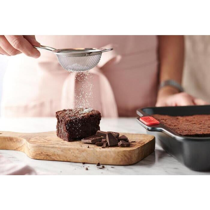 Woll - Bake It - Långpanna - 28 x 28 cm 3,6 l