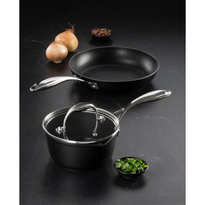 MAKU Robuste kastrull med glaslock 1,2 L16 cm.