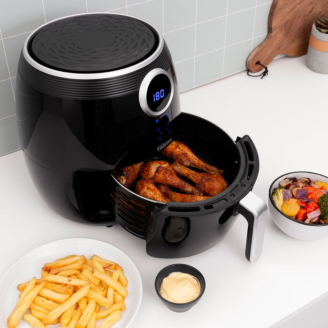 Tristar Varmluftsfritös FR-6956 4,5l 1,2kg Touch panel