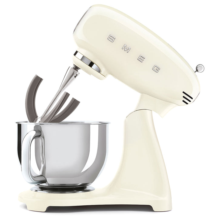 SMEG Helfärgad köksmaskin Creme, Högblank 50's Style