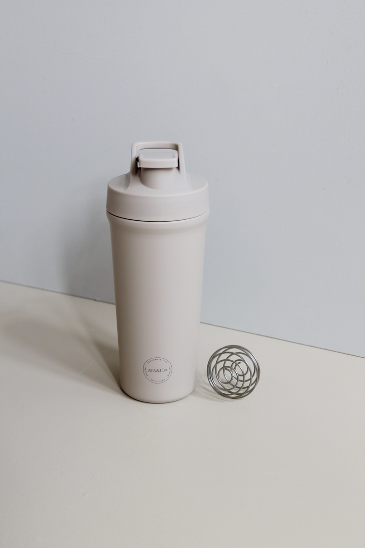 AYA&IDA Shakerflaska - Cream Beige - 750ML