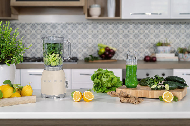 SMEG Blender Creme, Högblank - 50's Style