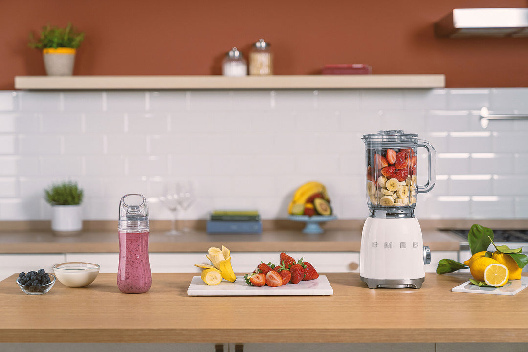 SMEG Blender Vit, Högblank - 50's Style