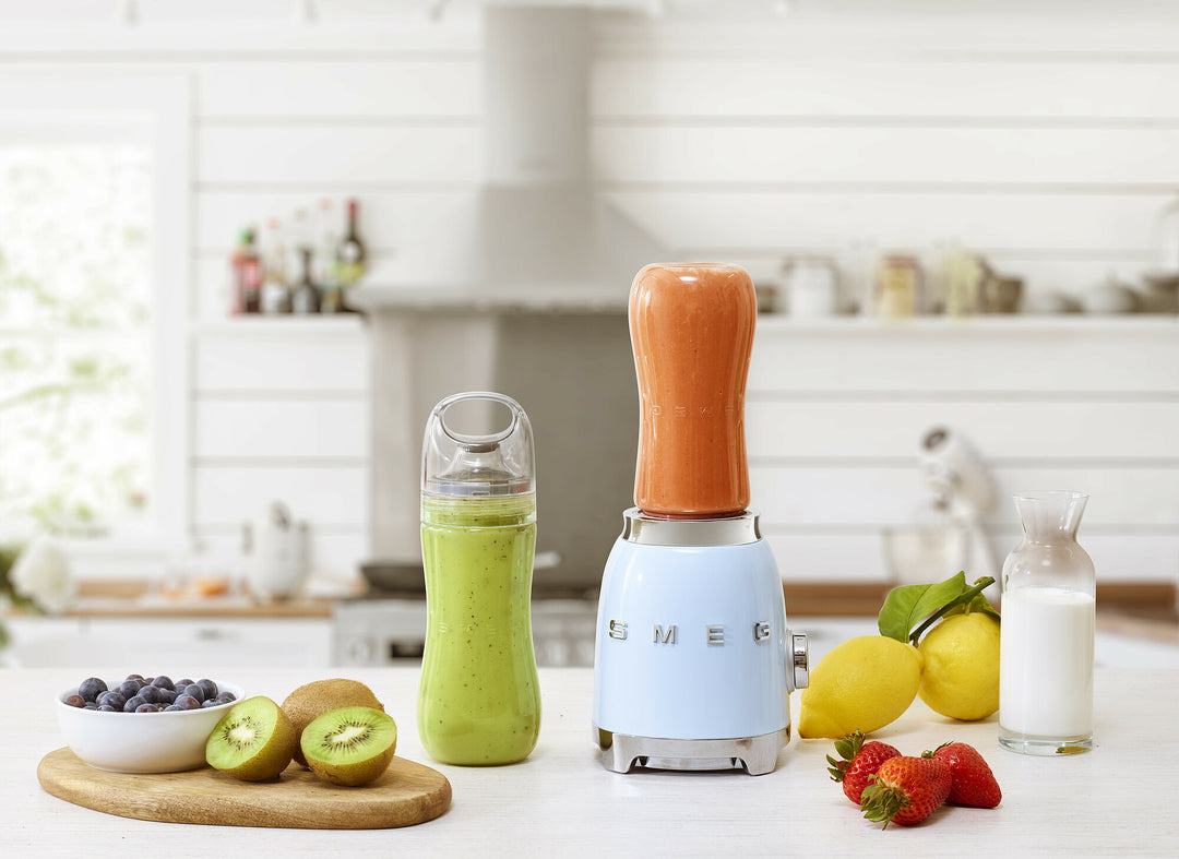 SMEG Personal Blender Pastellblå, Högblank - 50's Style